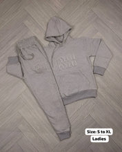 Load image into Gallery viewer, Tracksuit