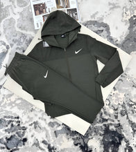 Load image into Gallery viewer, Tracksuit men