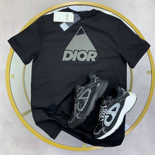 Load image into Gallery viewer, Tshirt