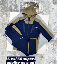 Load image into Gallery viewer, Tracksuit