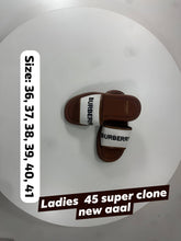 Load image into Gallery viewer, Slipper