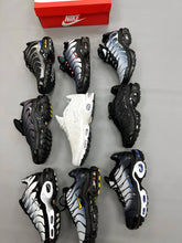 Load image into Gallery viewer, Shoes