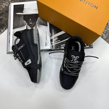 Load image into Gallery viewer, Shoes