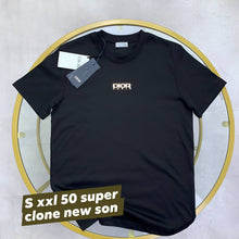 Load image into Gallery viewer, Tshirt