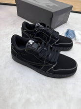 Load image into Gallery viewer, Shoes men