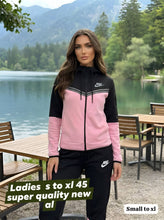 Load image into Gallery viewer, Tracksuit women