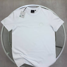Load image into Gallery viewer, Tshirt