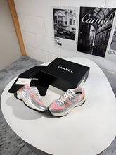 Load image into Gallery viewer, Shoes