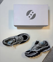 Load image into Gallery viewer, Shoes