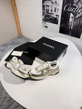 Load image into Gallery viewer, Shoes