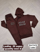 Load image into Gallery viewer, Tracksuit women