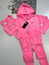 Load image into Gallery viewer, Tracksuit women