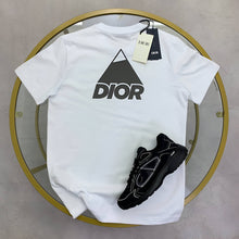 Load image into Gallery viewer, Tshirt