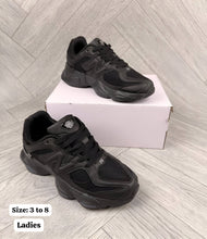 Load image into Gallery viewer, Shoes