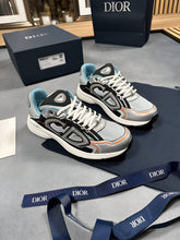 Load image into Gallery viewer, Shoes
