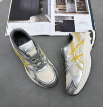 Load image into Gallery viewer, Shoes