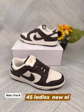Load image into Gallery viewer, Shoes women