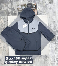 Load image into Gallery viewer, Tracksuit men