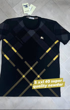 Load image into Gallery viewer, Tshirt