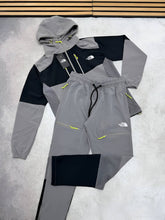Load image into Gallery viewer, Tracksuit men
