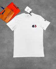 Load image into Gallery viewer, Tshirt