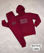 Load image into Gallery viewer, Tracksuit women