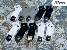 Load image into Gallery viewer, Socks