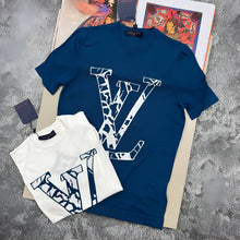 Load image into Gallery viewer, Tshirt