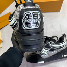 Load image into Gallery viewer, Shoes