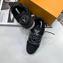 Load image into Gallery viewer, Shoes