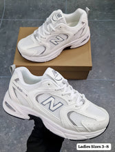 Load image into Gallery viewer, Shoes