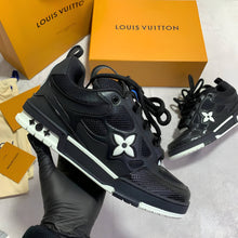 Load image into Gallery viewer, Shoes