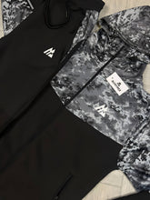 Load image into Gallery viewer, Tracksuit men