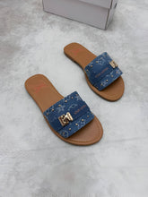 Load image into Gallery viewer, Slipper