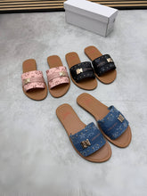 Load image into Gallery viewer, Slipper