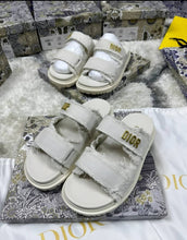 Load image into Gallery viewer, Slipper