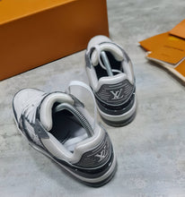 Load image into Gallery viewer, Shoes men