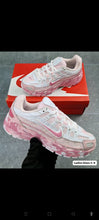 Load image into Gallery viewer, Shoes