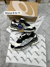 Load image into Gallery viewer, Shoes