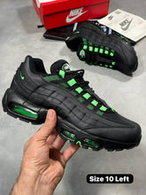 Load image into Gallery viewer, Shoes