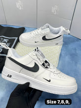 Load image into Gallery viewer, Shoes