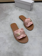 Load image into Gallery viewer, Slipper