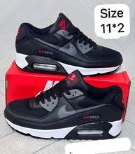 Load image into Gallery viewer, Shoes
