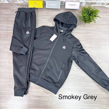 Load image into Gallery viewer, Tracksuit men