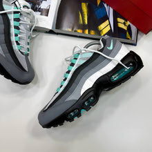 Load image into Gallery viewer, Shoes