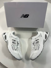 Load image into Gallery viewer, Shoes women