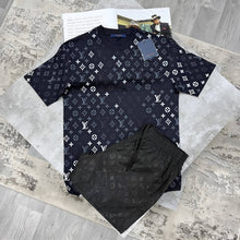 Load image into Gallery viewer, Tshirt