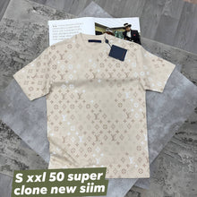 Load image into Gallery viewer, Tshirt