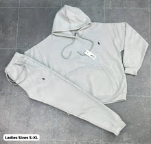 Load image into Gallery viewer, Tracksuit women
