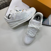 Load image into Gallery viewer, Shoes